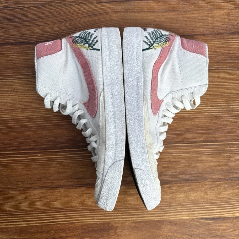 Nike Blazer Mid '77 Catechu Women's‎ Size 7.5 Used